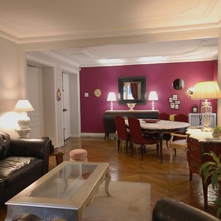 Two-Bedroom Apartment Champs-Elysees Paryż Zewnętrze zdjęcie
