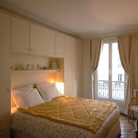 Two-Bedroom Apartment Champs-Elysees Paryż Zewnętrze zdjęcie